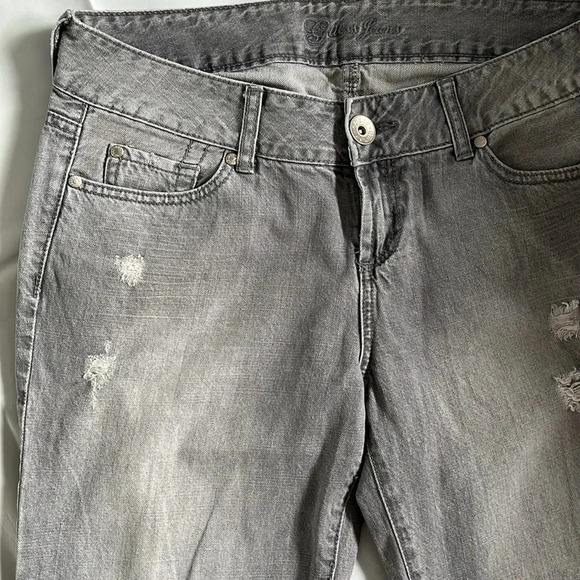 Boyfriend Distressed Mid-rise Y2K Jeans, Size  30 - Picture 5 of 12